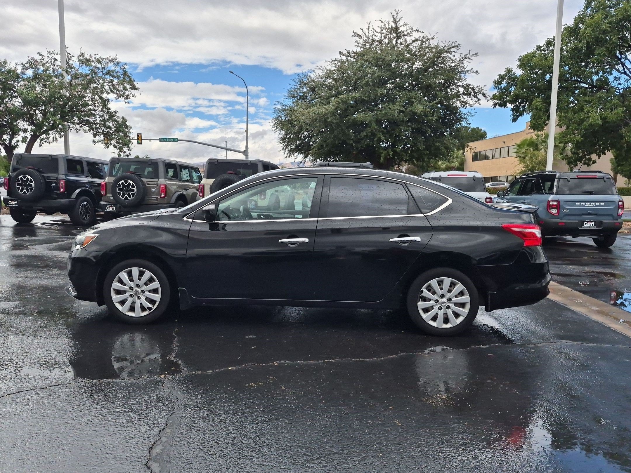 Used 2019 Nissan Sentra S FWD image 7