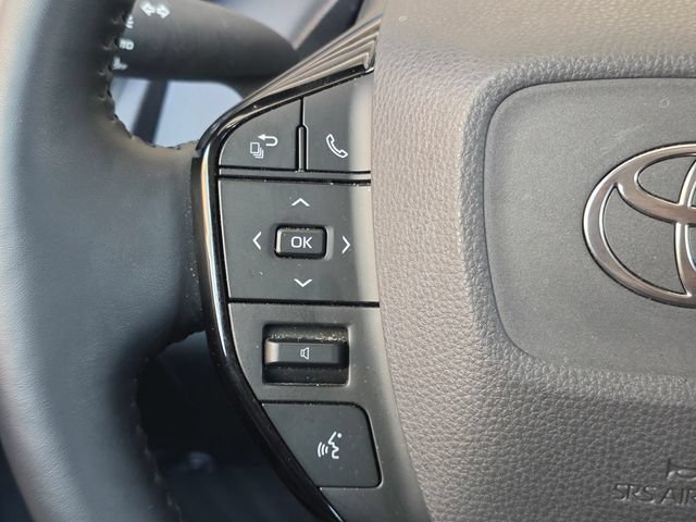 Used 2024 Toyota Prius XLE FWD image 27