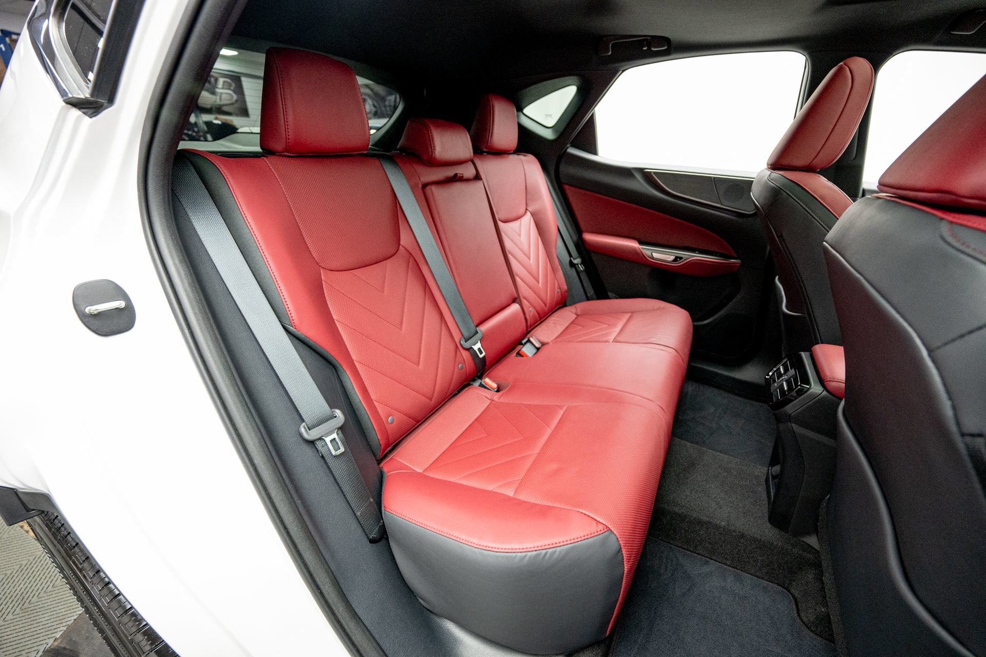 Used 2023 Lexus NX 350 AWD image 16