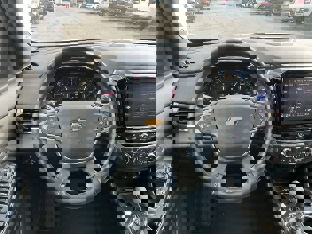 Used 2023 Chevrolet Traverse LT image 20