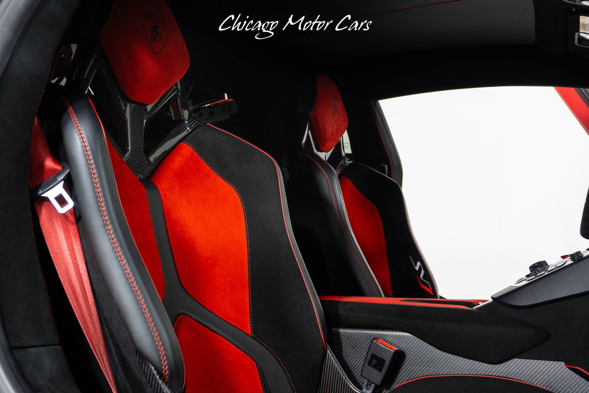 Used 2019 Lamborghini Aventador SVJ AWD/4WD image 47
