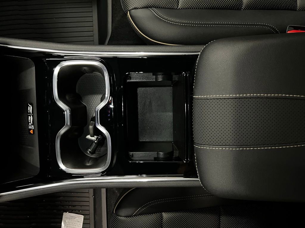 New 2026 Chevrolet Traverse High Country image 26