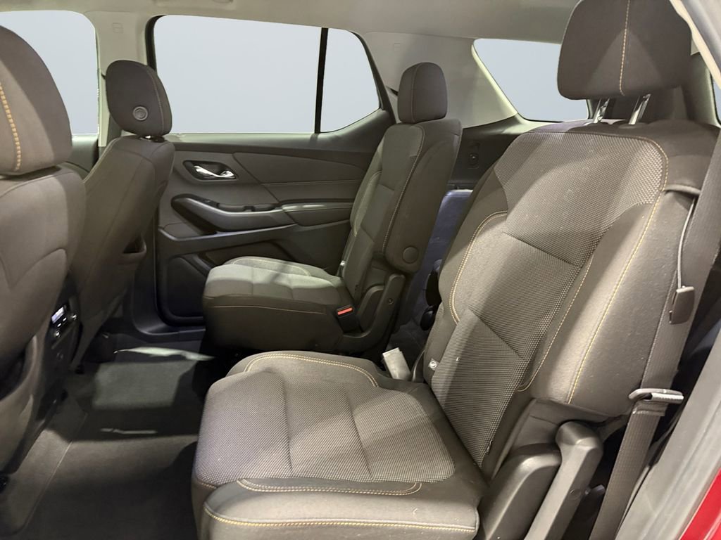 Used 2020 Chevrolet Traverse LT w/ LPO, Blackout Package image 13
