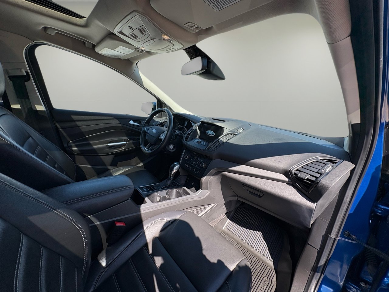 Used 2018 Ford Escape SEL w/ Ford Safe & Smart Package image 43