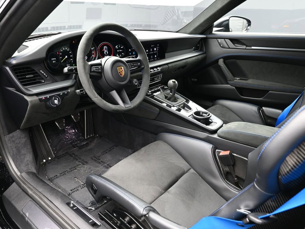 Certified 2022 Porsche 911 GT3 RS RWD image 4