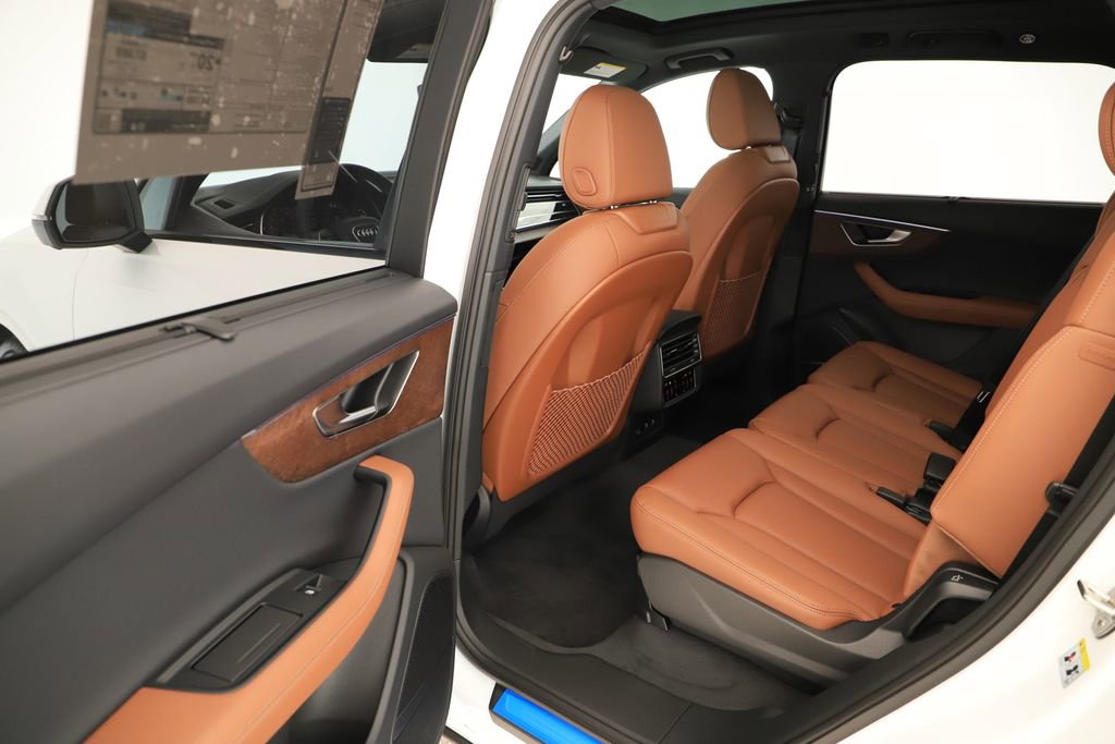 New 2026 Audi Q7 3.0T Premium Plus AWD/4WD image 27