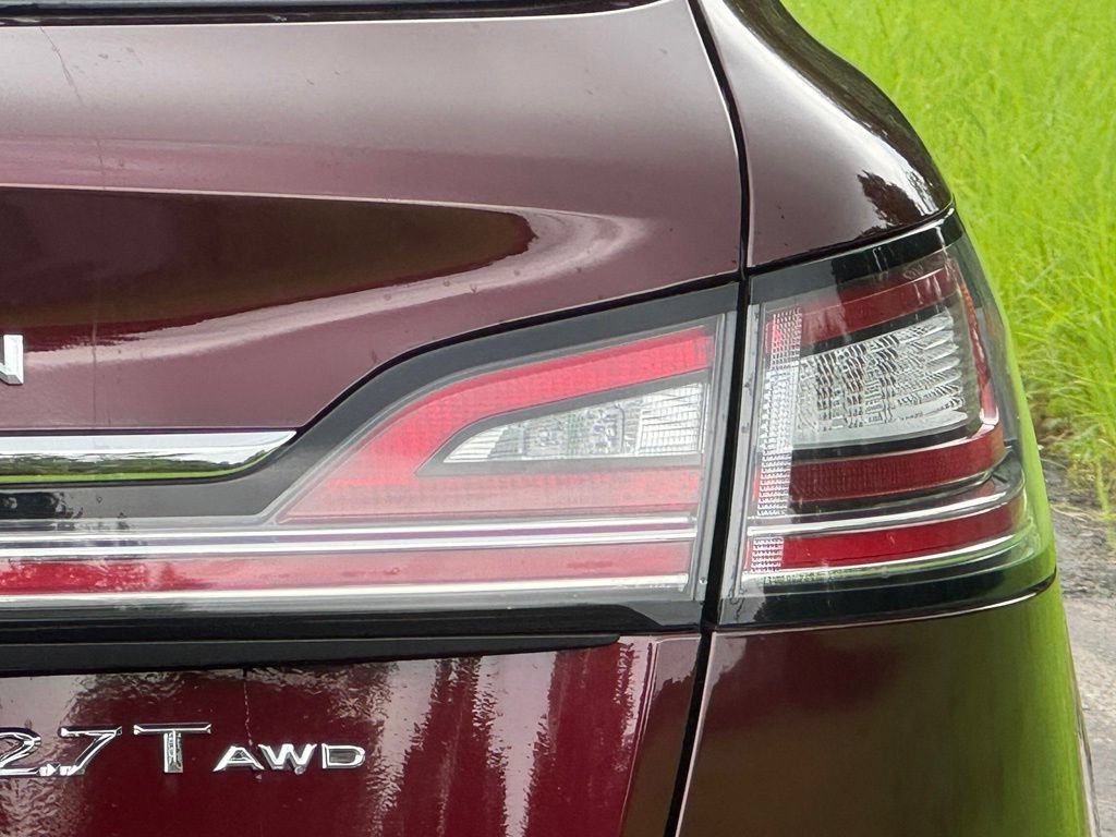 Used 2019 Lincoln Nautilus Black Label AWD/4WD image 12