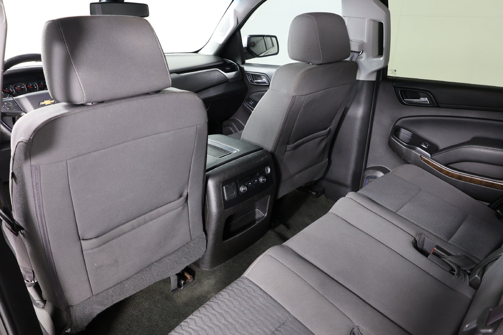 Used 2017 Chevrolet Tahoe LS w/ All-Season Package RWD image 32