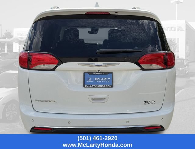 Used 2019 Chrysler Pacifica Touring-L Plus w/ Advanced Safetytec Group FWD image 6