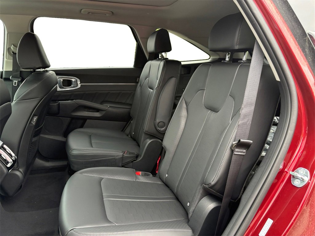 New 2025 Kia Sorento SX image 14
