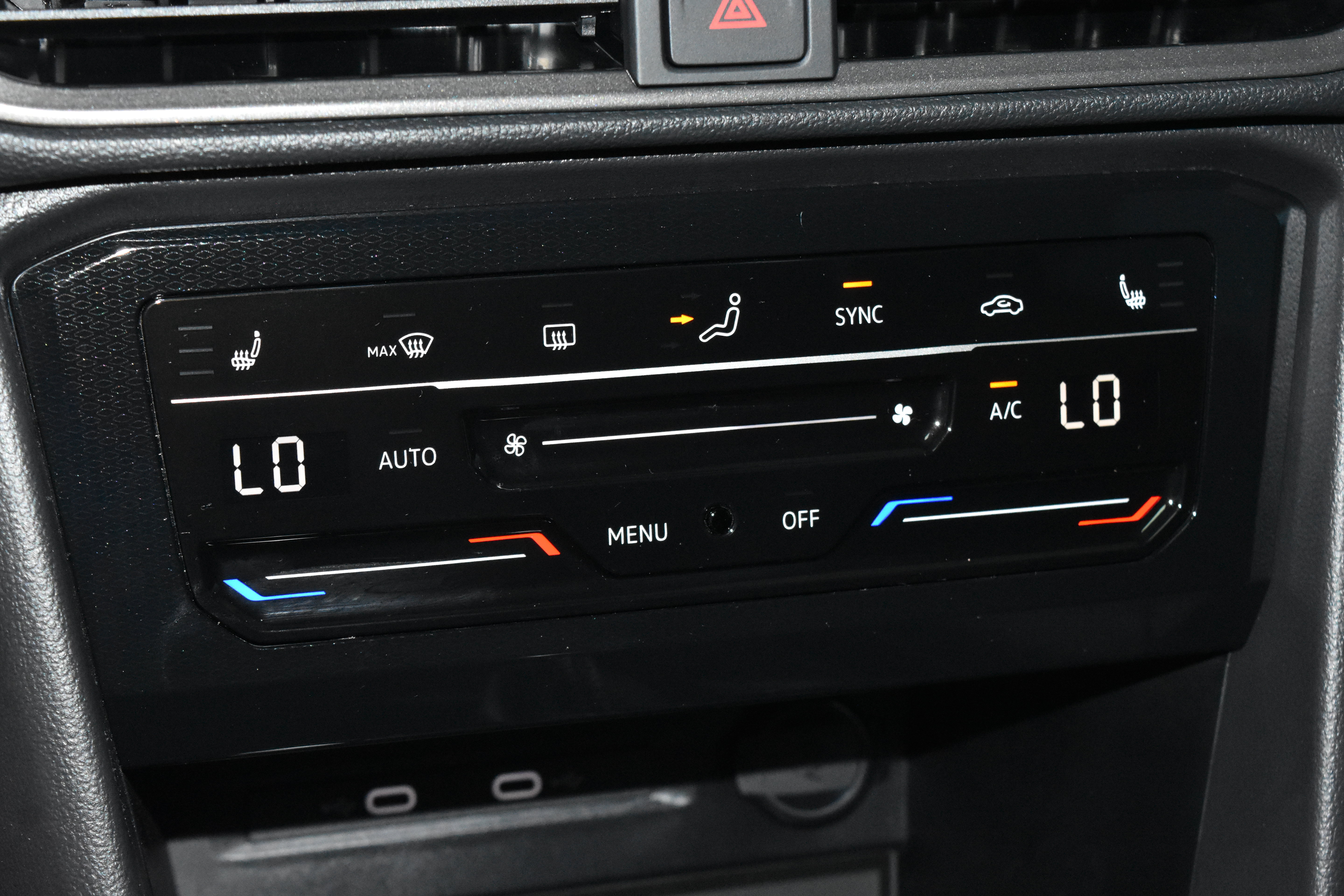 New 2026 Volkswagen Taos SE FWD image 10