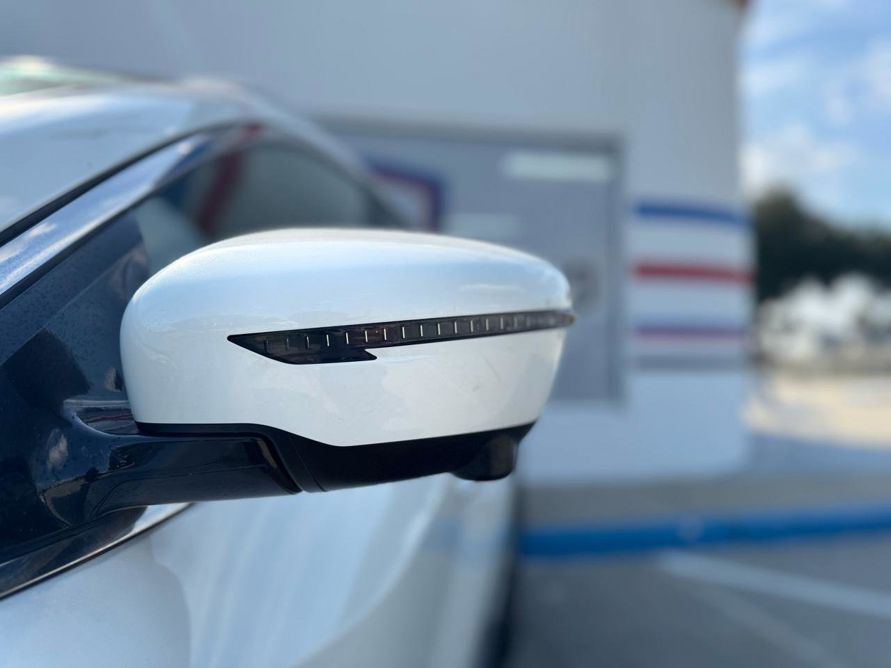 Used 2017 Nissan Murano SL FWD image 11