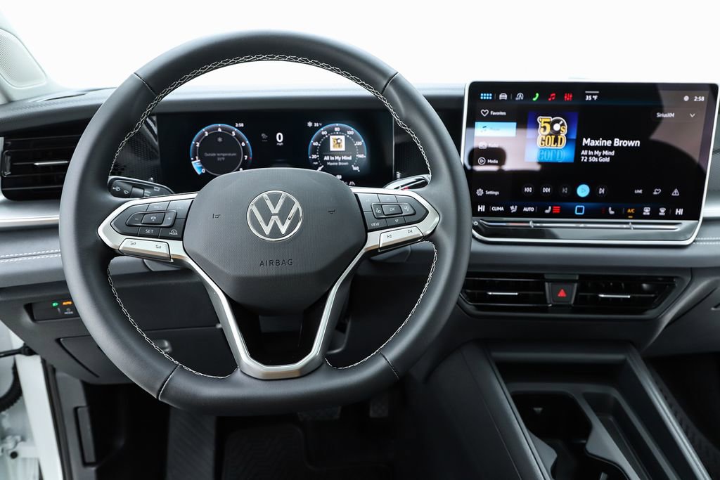 New 2026 Volkswagen Tiguan SE image 20