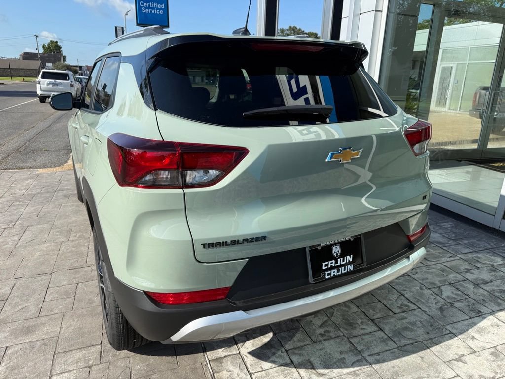 New 2026 Chevrolet TrailBlazer LT FWD image 3