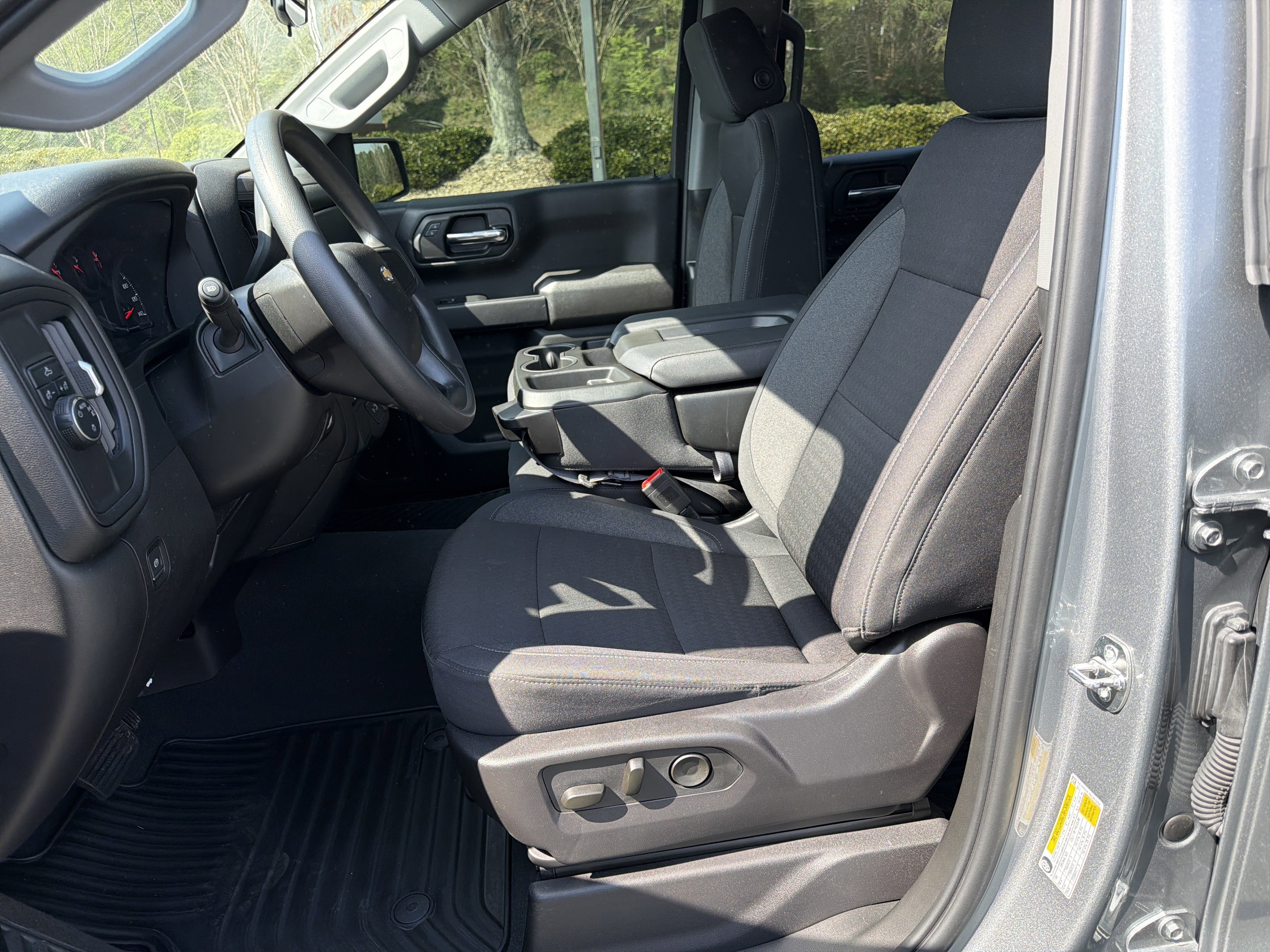 Used 2024 Chevrolet Silverado 1500 Custom w/ LPO, Dark Essentials Package image 9