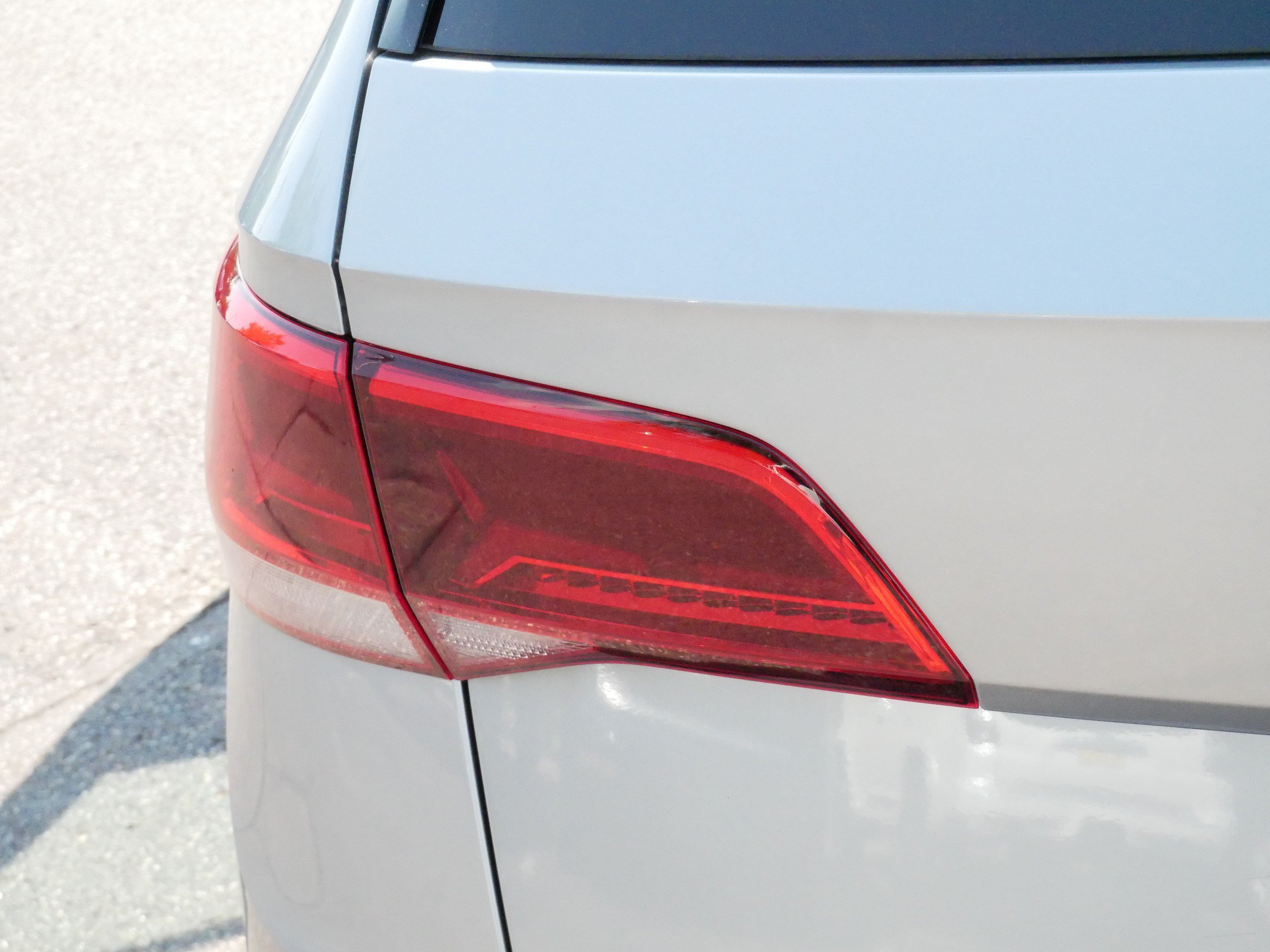 Certified 2022 Volkswagen Taos SE AWD/4WD image 17