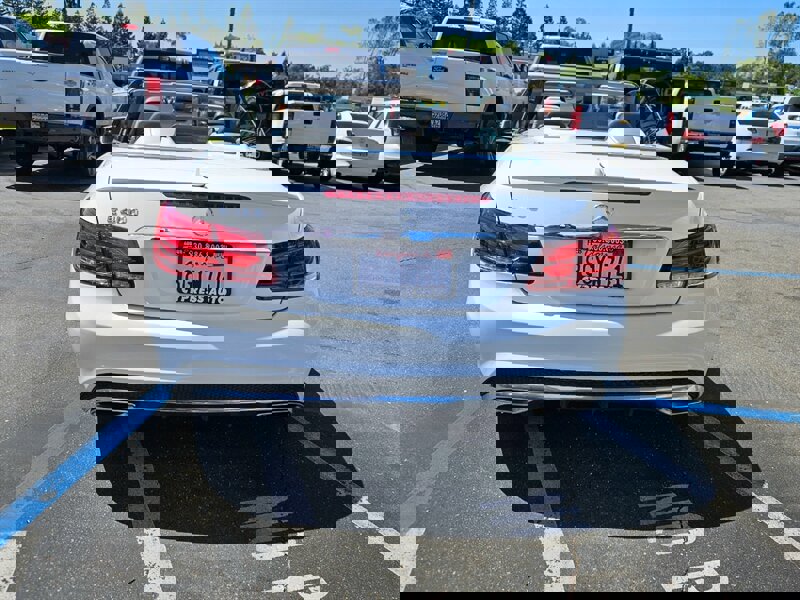 Used 2016 Mercedes-Benz E 400 Cabriolet image 4