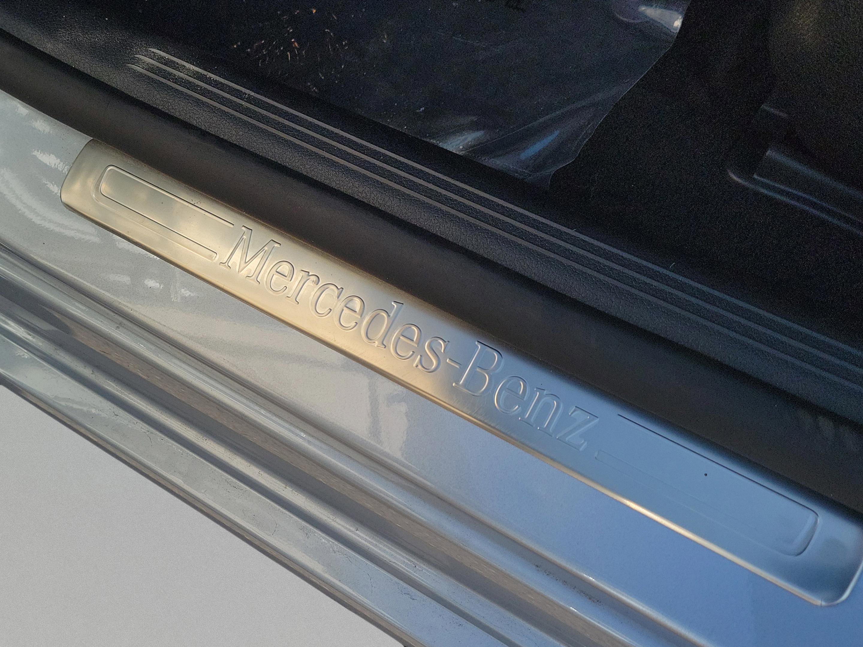 Certified 2025 Mercedes-Benz C 300 Sedan image 22