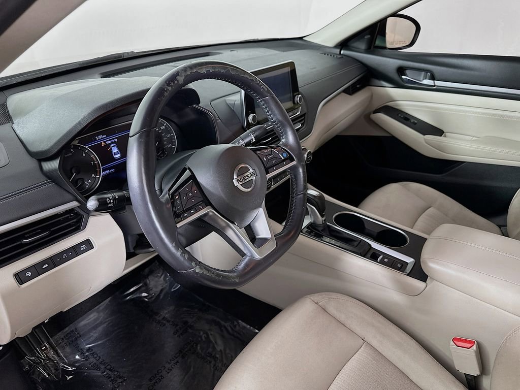 Used 2019 Nissan Altima 2.5 SV FWD image 15
