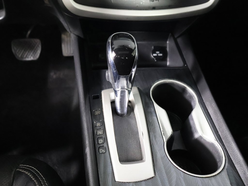 Used 2017 Nissan Altima 2.5 SL w/ Moonroof Package image 42