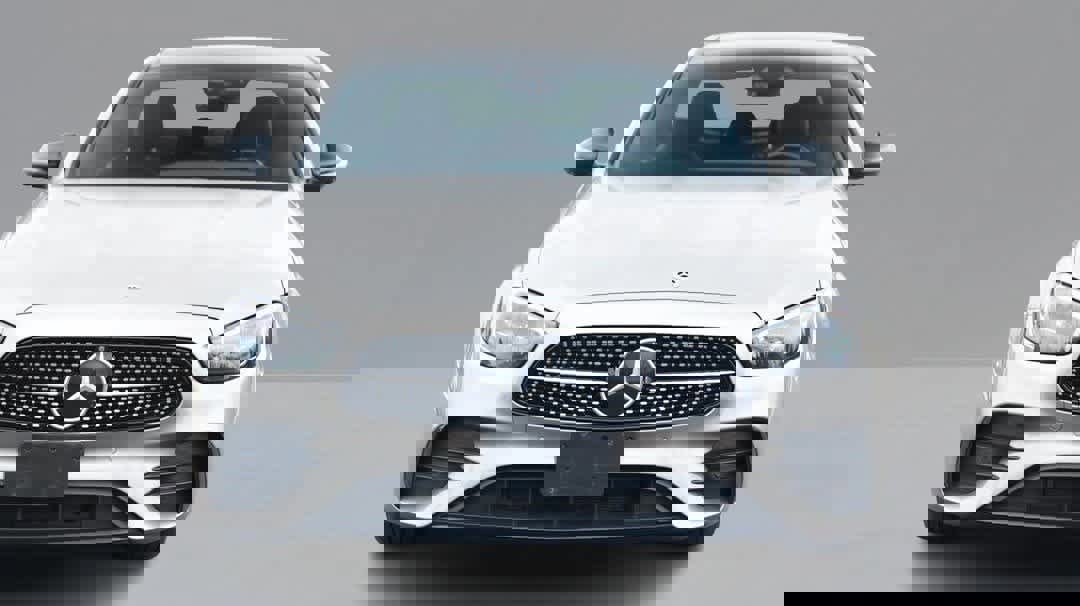 Certified 2023 Mercedes-Benz E 350 4MATIC Sedan image 2