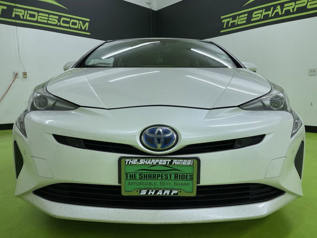 Used 2017 Toyota Prius Four image 3