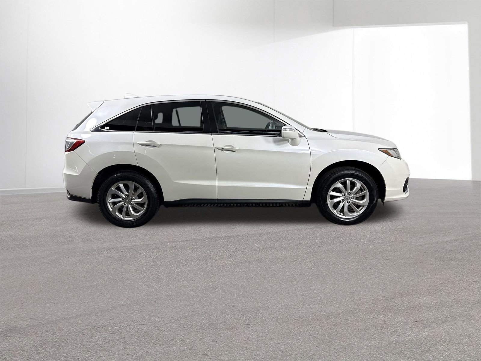 Used 2017 Acura RDX w/ Technology Package image 38