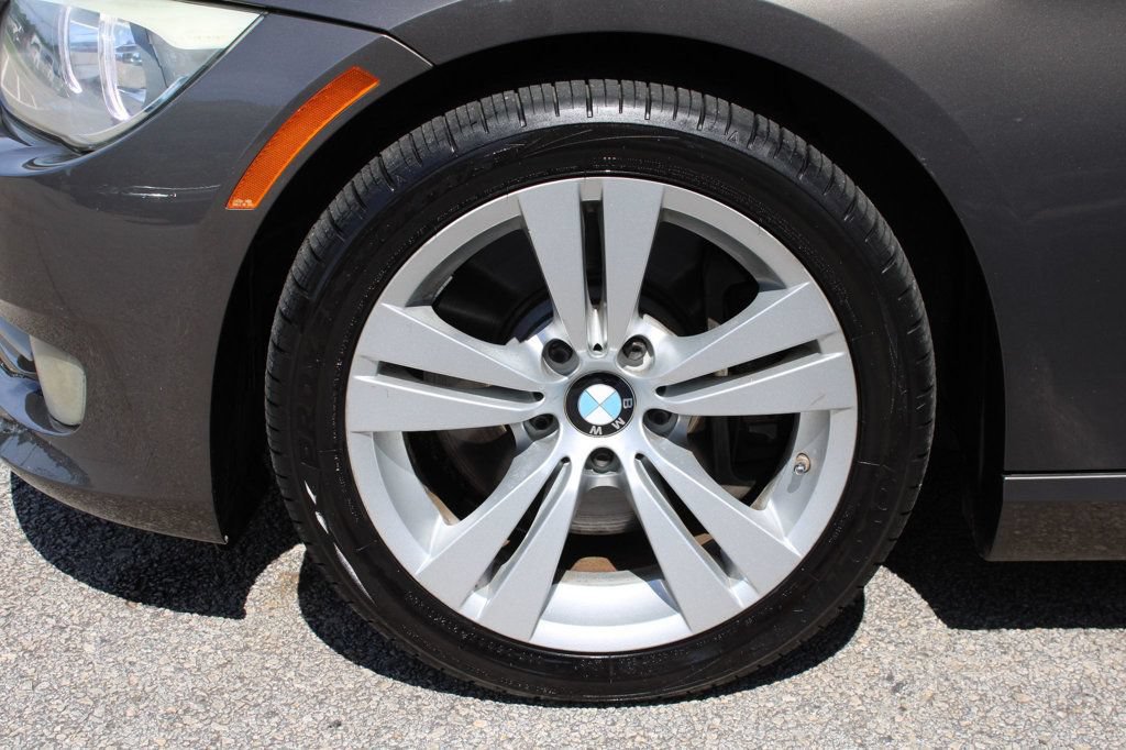 Used 2011 BMW 335i Convertible RWD image 28