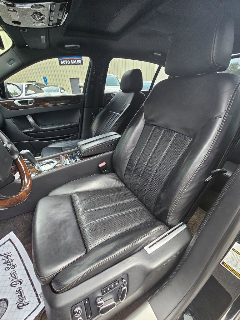 Used 2009 Bentley Flying Spur Flying Spur image 20