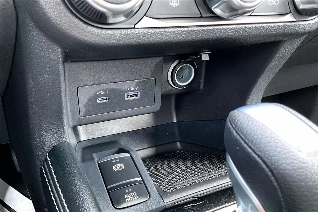 Used 2023 Nissan Kicks SV FWD image 26