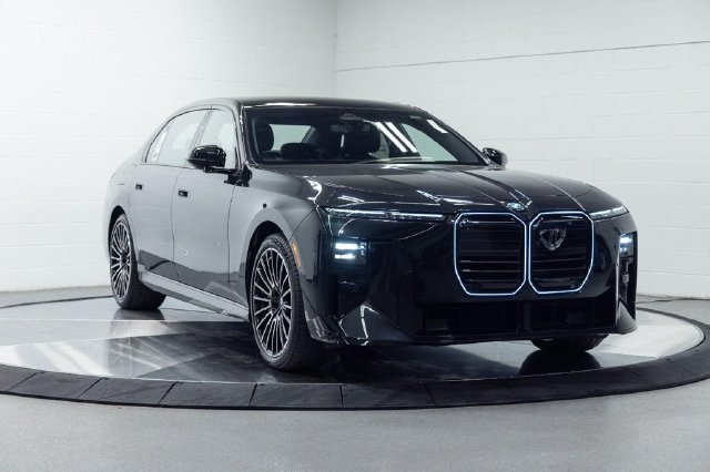 New 2027 BMW 740i xDrive w/ Executive Package AWD/4WD image 5