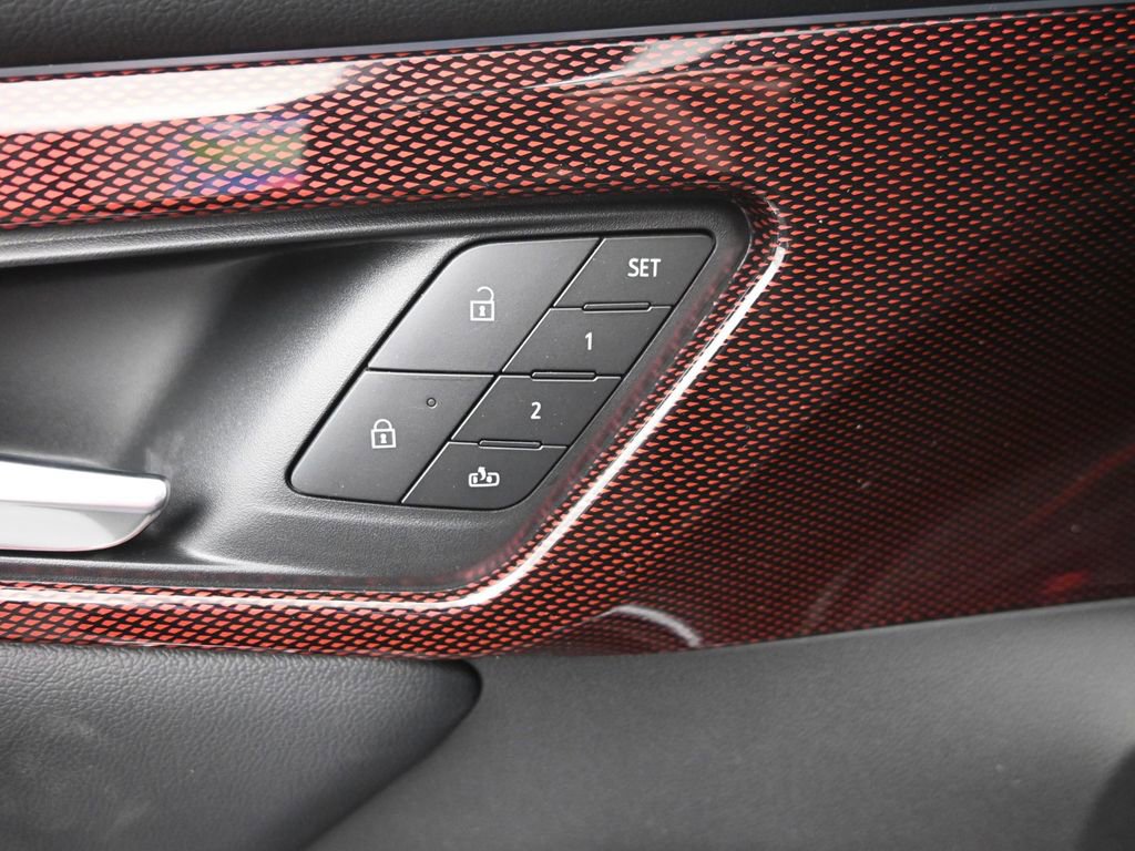 New 2026 Chevrolet Traverse RS image 17