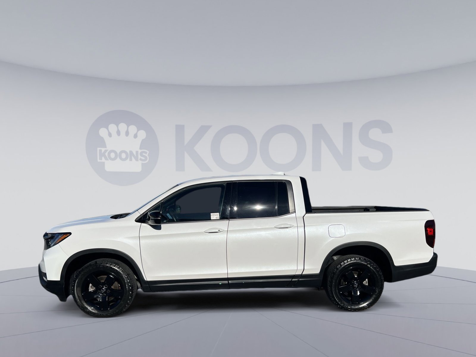 Used 2024 Honda Ridgeline Black Edition image 2