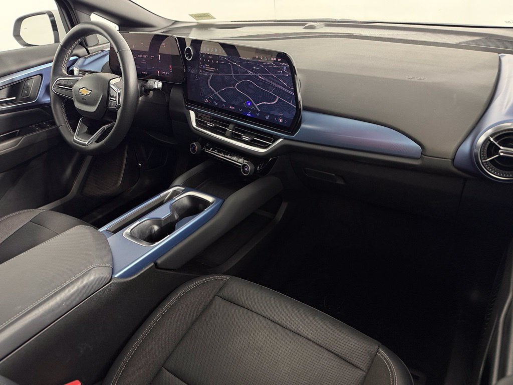 Used 2024 Chevrolet Equinox EV LT FWD image 13