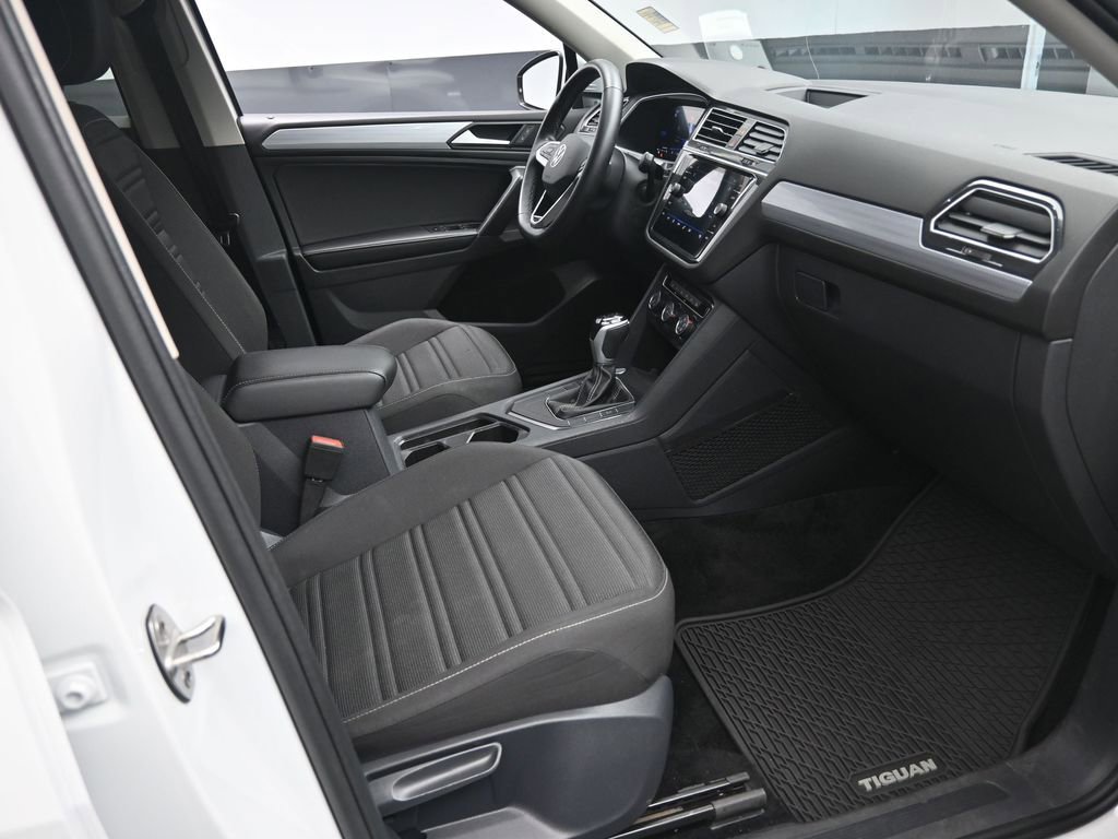 Used 2024 Volkswagen Tiguan S image 29