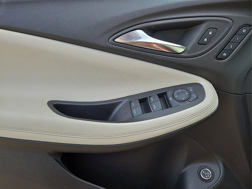 Used 2023 Buick Encore GX Essence w/ Advanced Technology Package image 21