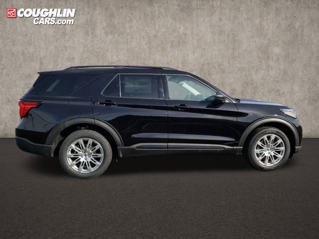 New 2026 Ford Explorer Active w/ Active Comfort Package image 11