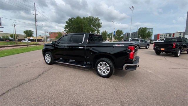Used 2024 Chevrolet Silverado 1500 LTZ w/ LTZ Convenience Package II image 6