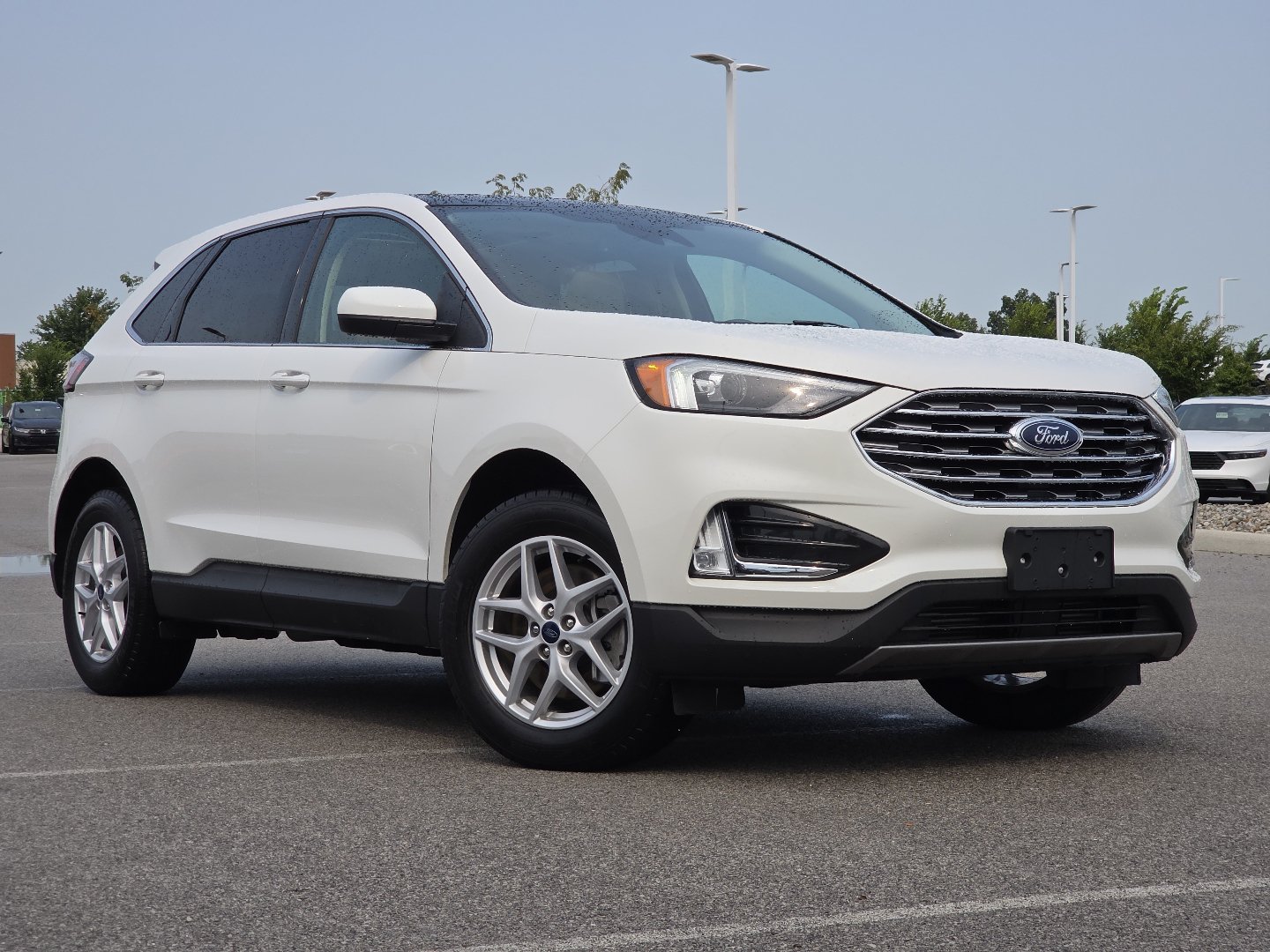 Used 2022 Ford Edge SEL w/ Convenience Package AWD/4WD image 2