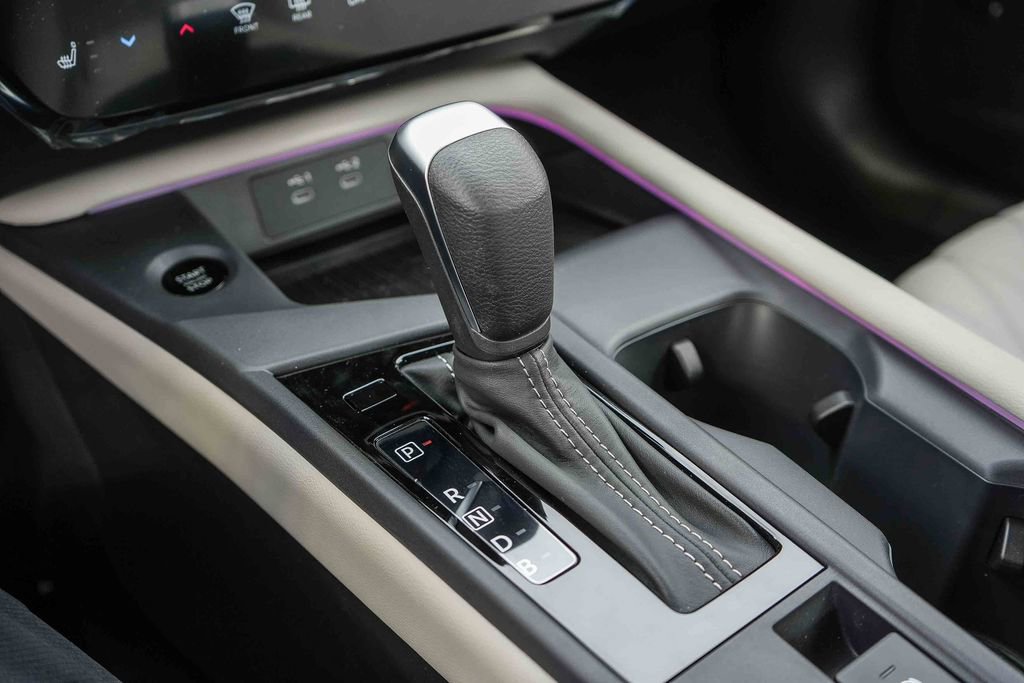 New 2026 Nissan Sentra SL w/ Floor Mat Package FWD image 22