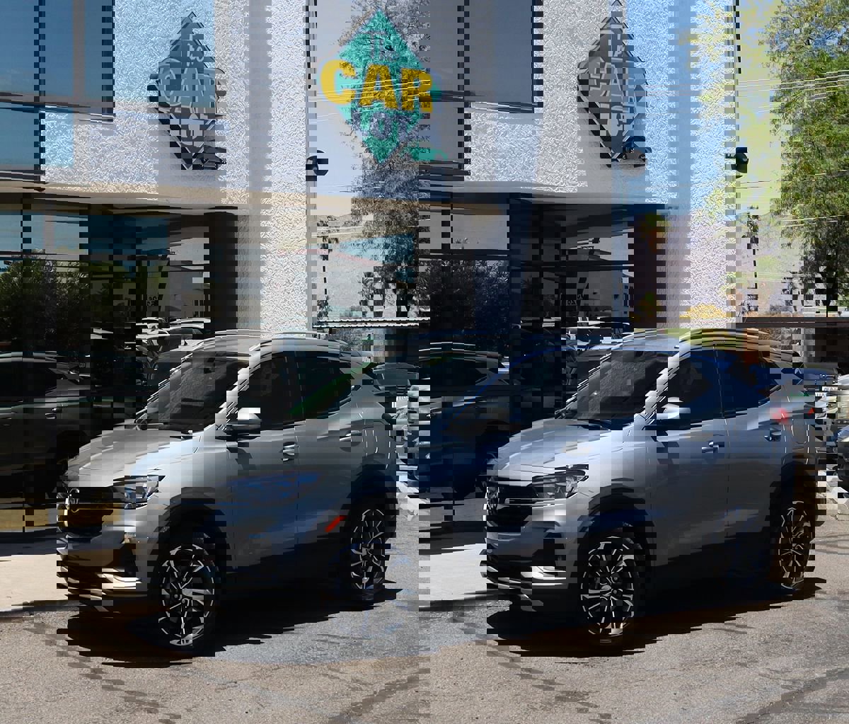 Used 2023 Buick Encore GX Select image 3