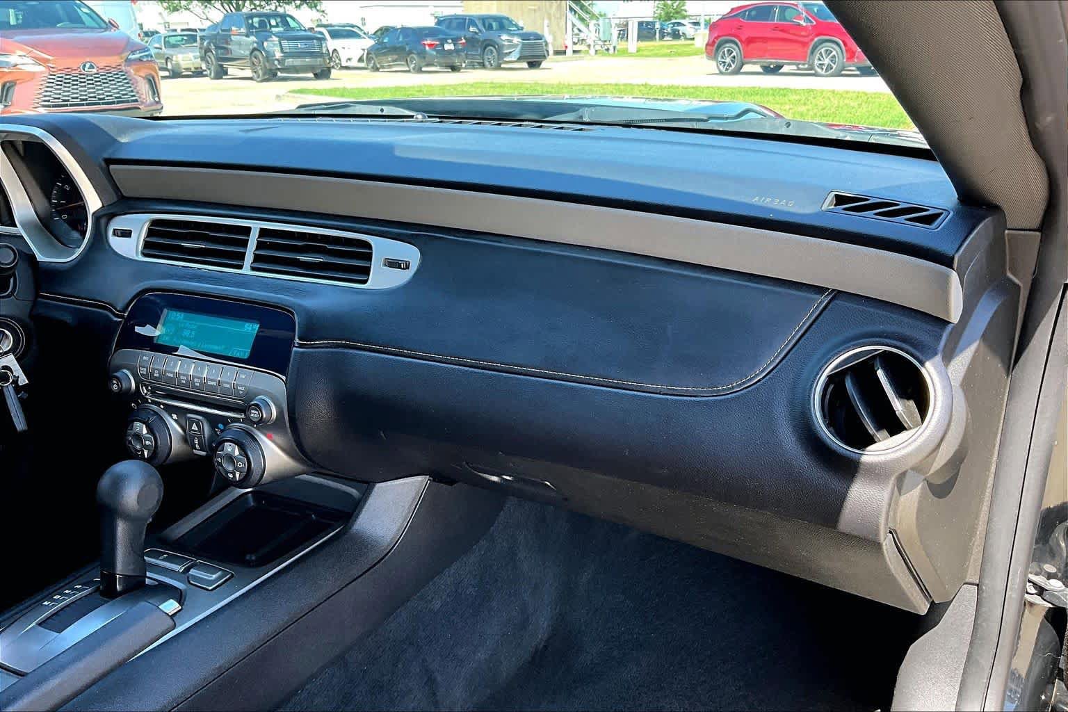 Used 2015 Chevrolet Camaro LS RWD image 18