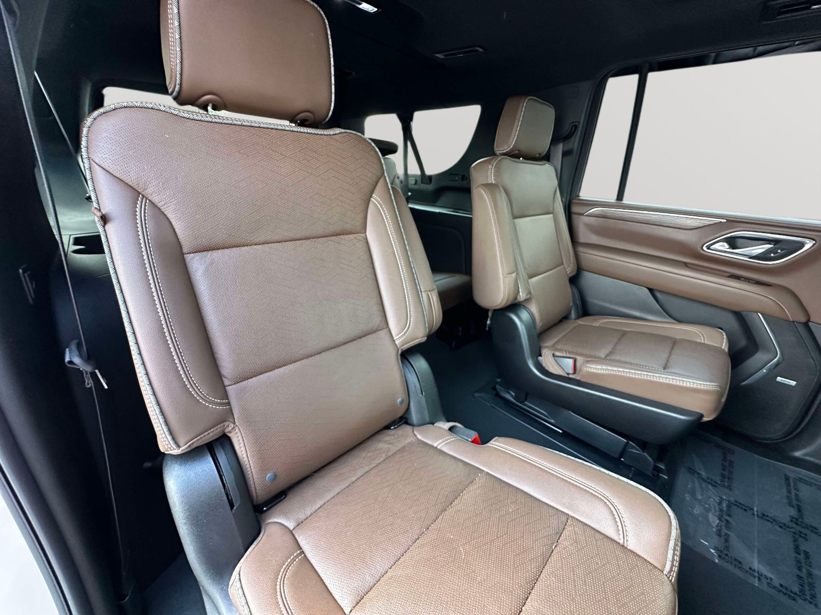 Used 2024 Chevrolet Suburban High Country w/ Max Trailering Package AWD/4WD image 29