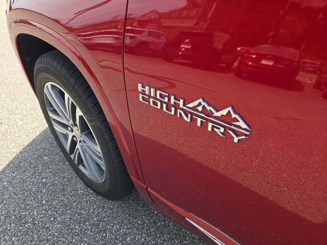 Certified 2023 Chevrolet Traverse High Country AWD/4WD image 17