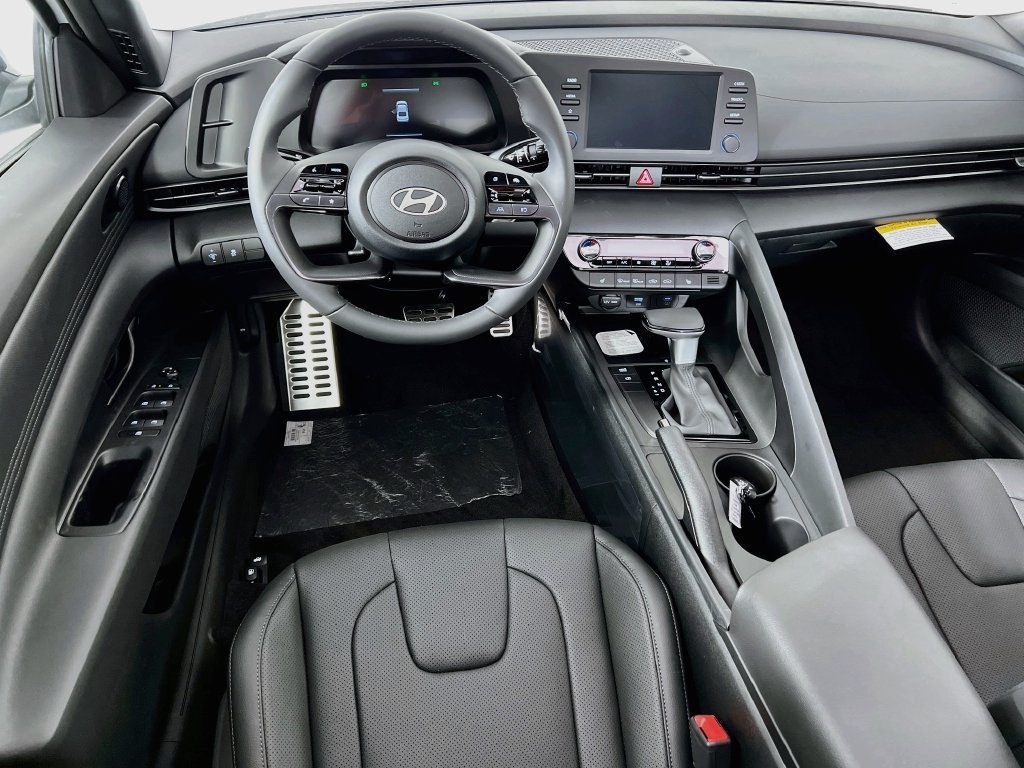 New 2026 Hyundai Elantra SEL Sport FWD image 20