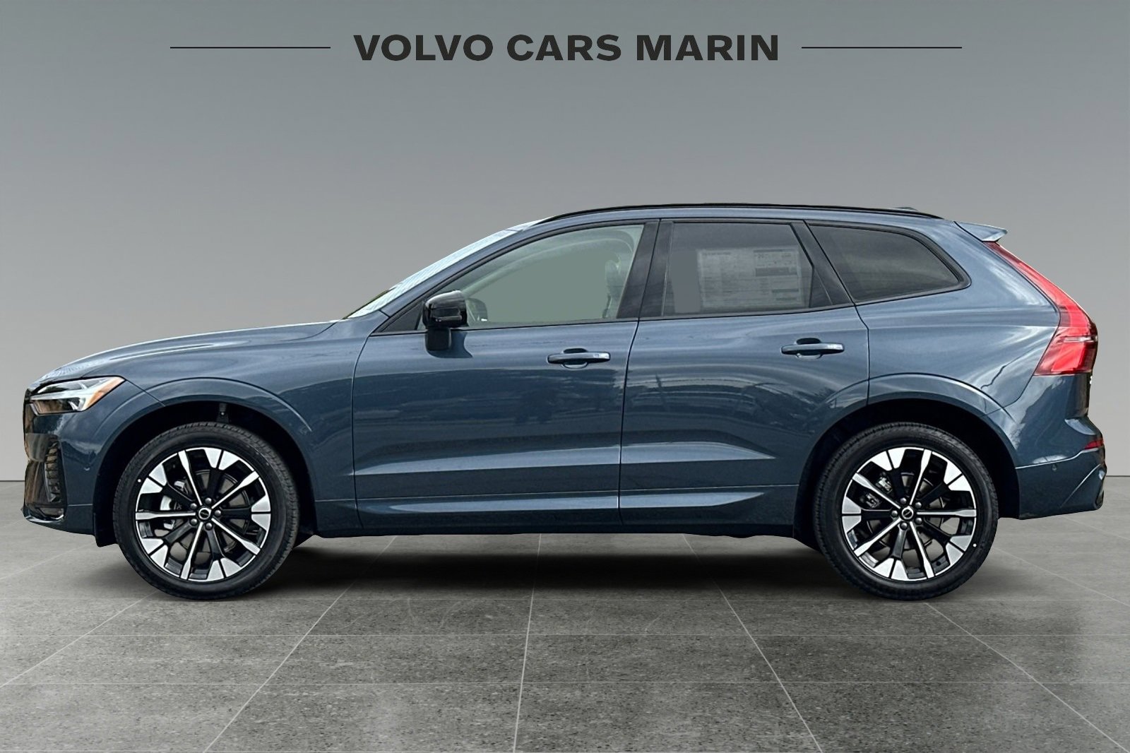 New 2026 Volvo XC60 B5 Ultra w/ Climate Package image 5