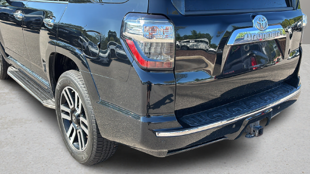 Used 2016 Toyota 4Runner Limited AWD/4WD image 37