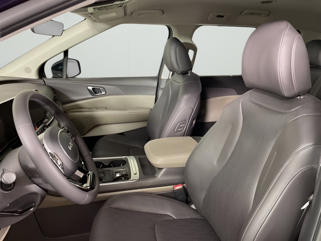 New 2026 Kia Carnival EX FWD image 41