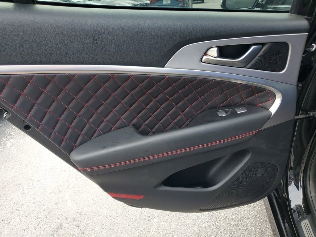 Used 2019 Genesis G70 3.3T Advanced w/ Sport Package image 11