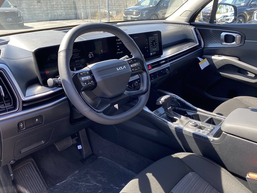 New 2026 Kia Sorento LX FWD image 12